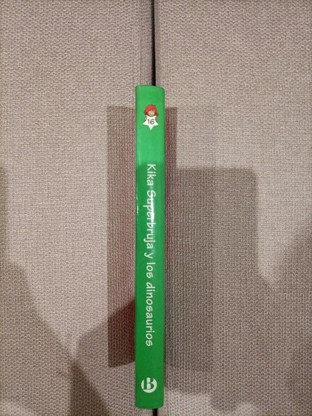 Libro di lettura Kika Superbruja