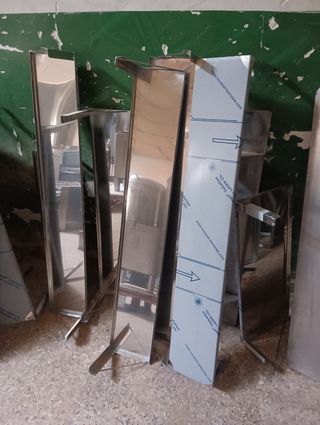 Estantería acero pared balda