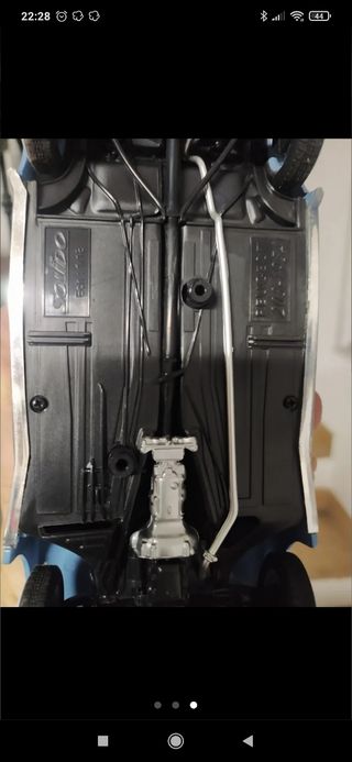 Coche de juguete viejo antiguo