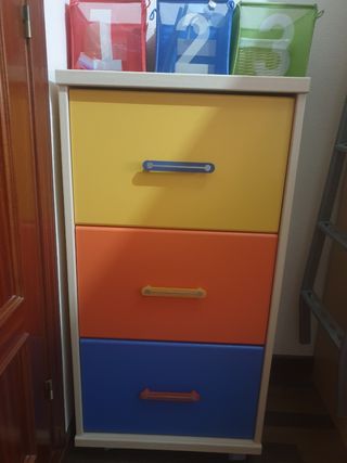Dormitorio infantil completo literas