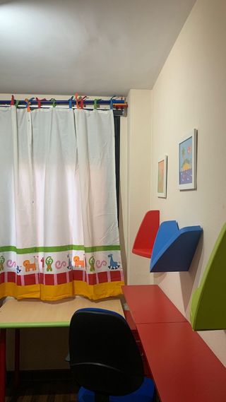 Dormitorio infantil completo literas