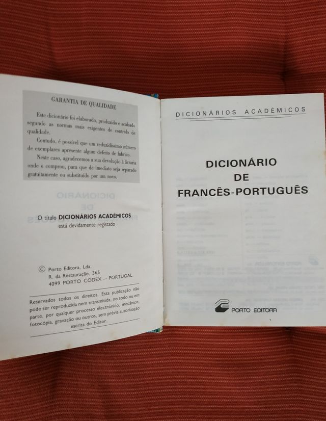 Dicionários (2)
