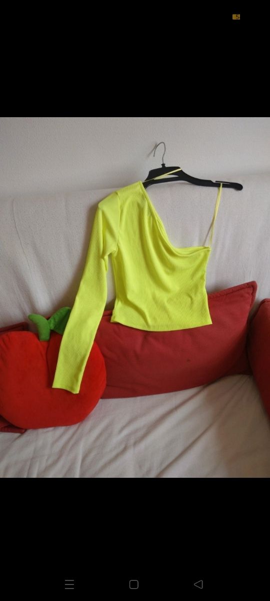 Top ajustado fosforescente amarillo