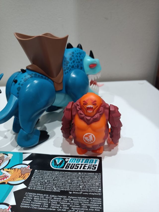 Juguete Mutant Busters nuevo