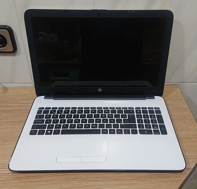Ordenador portatil Hp 15" Blanco