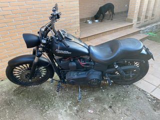 Harley Davidson Dyna Street Bob