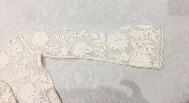Blusa encaje beige.Talla única.   20€