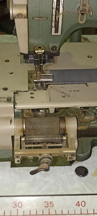 Maquina de coser industrial