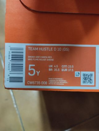 Vendo zapatillas infantil.
