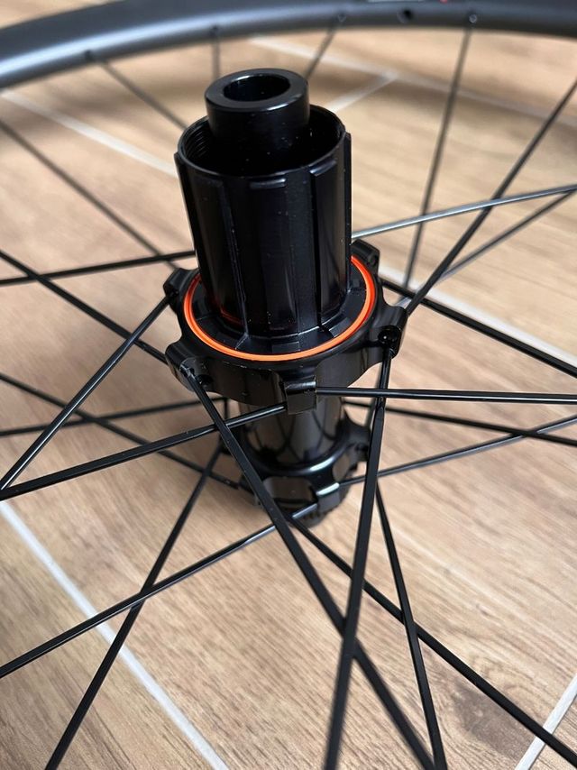Ruedas GRAVEL Carbono Center Lock 30mm NUEVAS