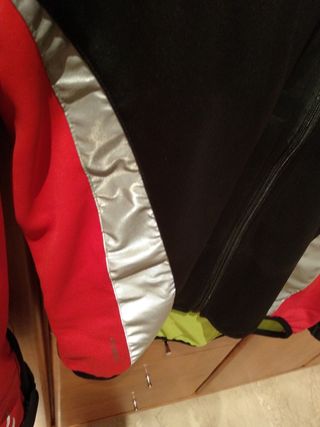 Cortavientos Stratermic BTWIN. Talla M