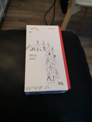 BQ AQUARIS U + caja y cable