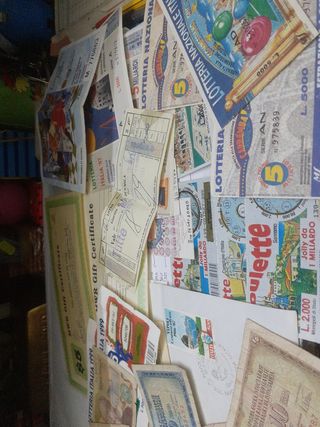 Banconote e altro cartaceo lotto