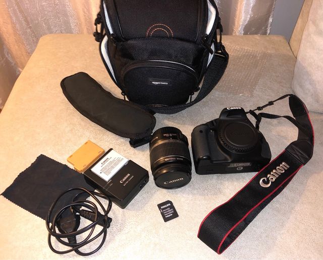 Cámara de fotos Canon Eos 600D