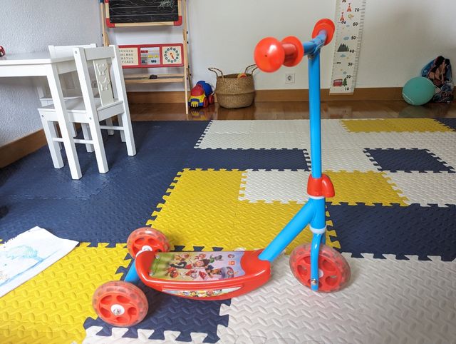 Patinete patrulla canina