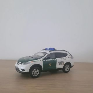 Nissan X-Trail Guardia Civil 1/43