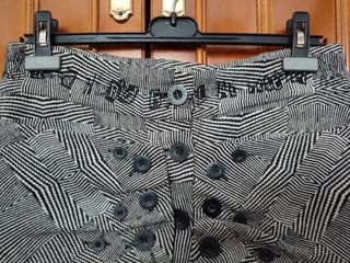 Falda de Desigual, talla 38.