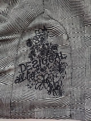 Falda de Desigual, talla 38.