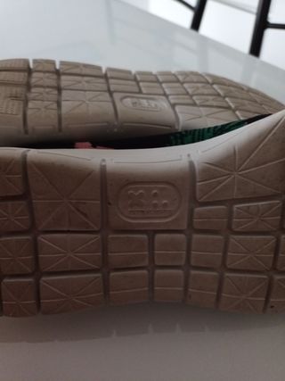 Scarpa alta senza lacci