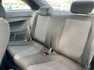 Volkswagen Beetle 2013