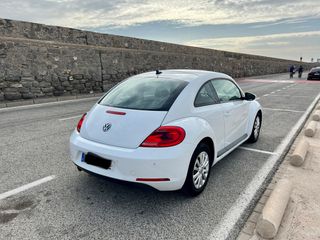 Volkswagen Beetle 2013