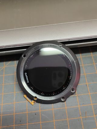 Pantalla reloj Garmin táctil bravo