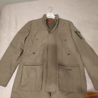 Parka Levis talla xl