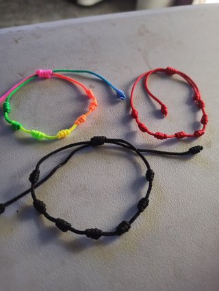 Pulsera 7 nudos