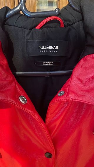Chubasquero Pull&Bear 
