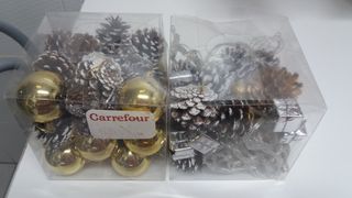 ADORNOS Y BOLAS DE NAVIDAD