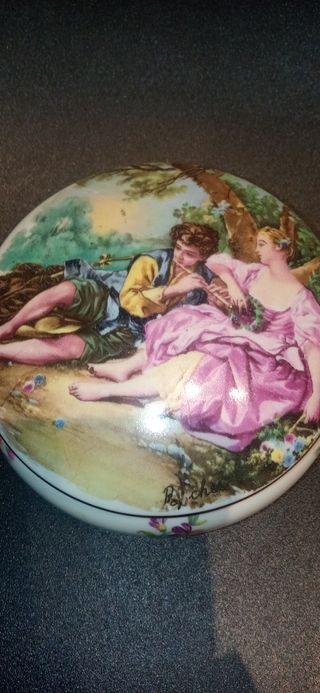Joyero/bombonera PORCELANA LIMOGES VINTAGE NUEVA 