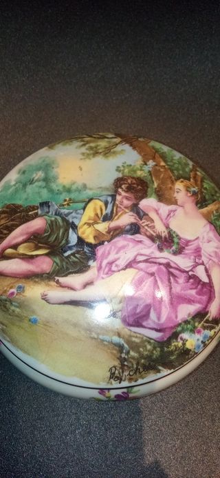 Joyero/bombonera PORCELANA LIMOGES VINTAGE NUEVA 