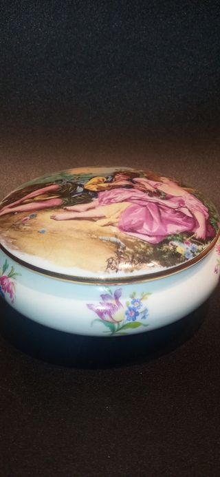 Joyero/bombonera PORCELANA LIMOGES VINTAGE NUEVA 