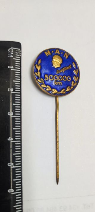 Insignia Pin MAN 500.000 kms