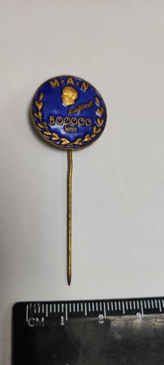Insignia Pin MAN 500.000 kms
