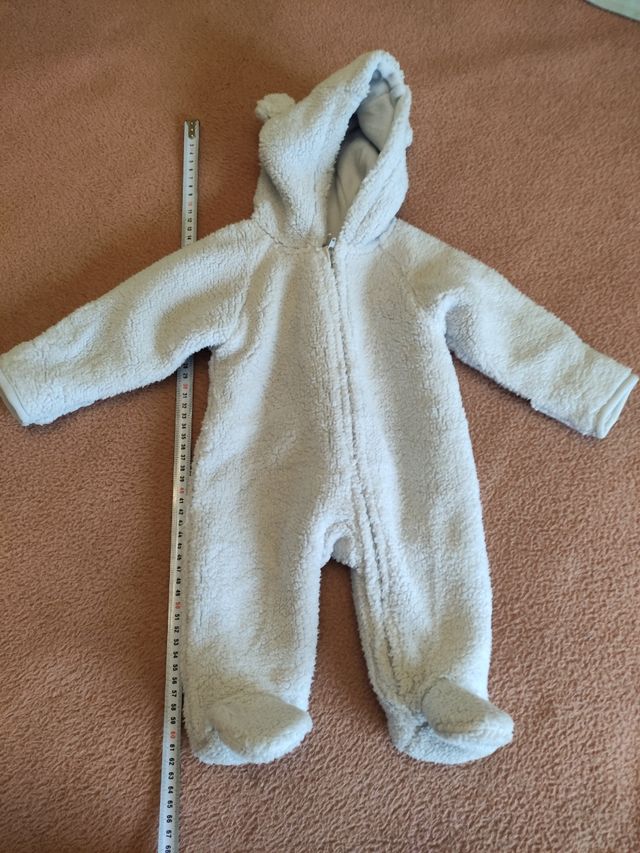 Mono de invierno bebé