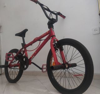 Bicicleta BMX 
