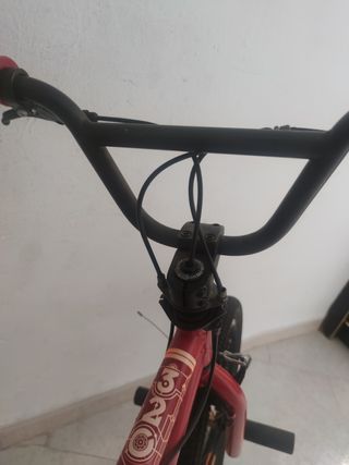 Bicicleta BMX 
