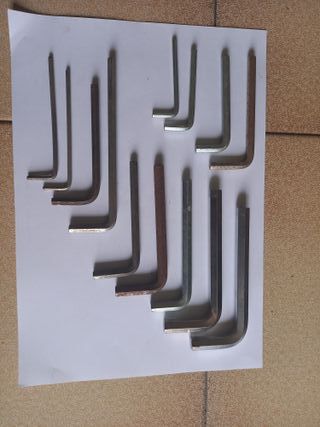 13 chiavi a brugola esagonali diverse misure usate