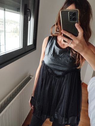 Túnica negra polipiel