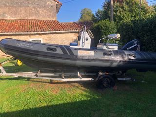 zodiac semirriguida embarcacion.