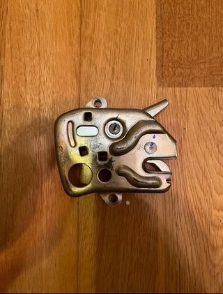 Cierre capó Suzuki Samurai Santana Sj410 Sj413