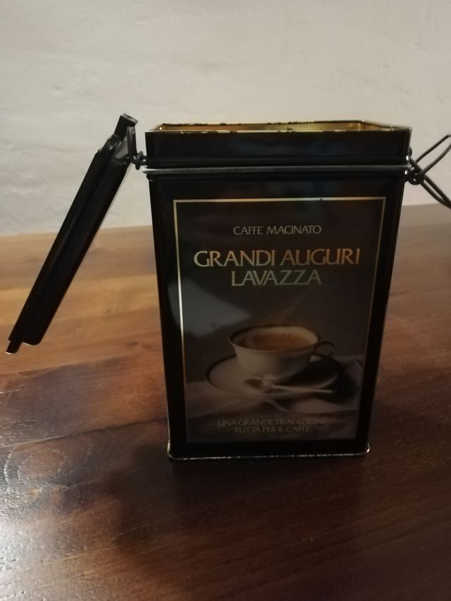 Scatola di latta x caffè