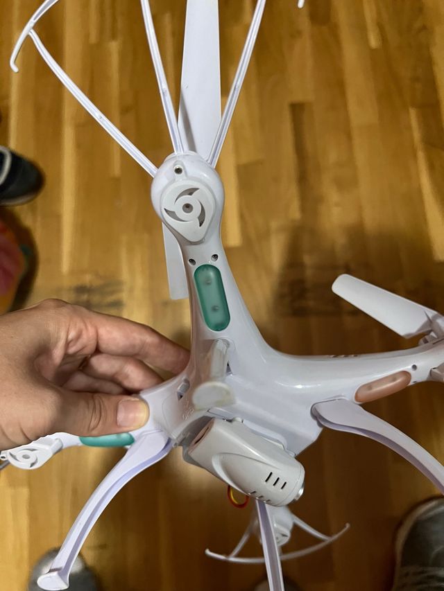 Dron Cuadricóptero de 6 ejes VISION DRONE DR-45CM