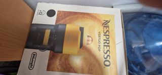 Cafetera Nespresso Vertuo pop nueva
