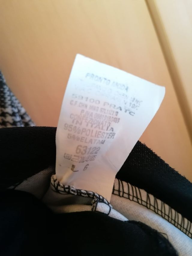 Vestito tipo scozzese tartan