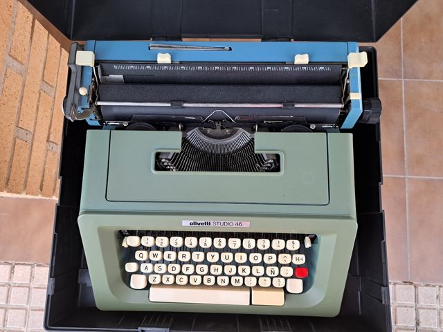 Máquina escribir Olivetti