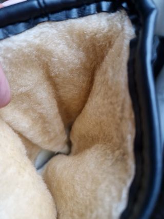 Guantes largos motero 15 euros un par 25 los dos.