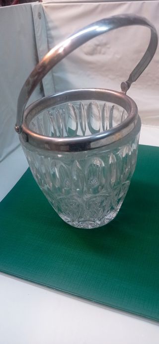 Portaghiaccio in vetro molato