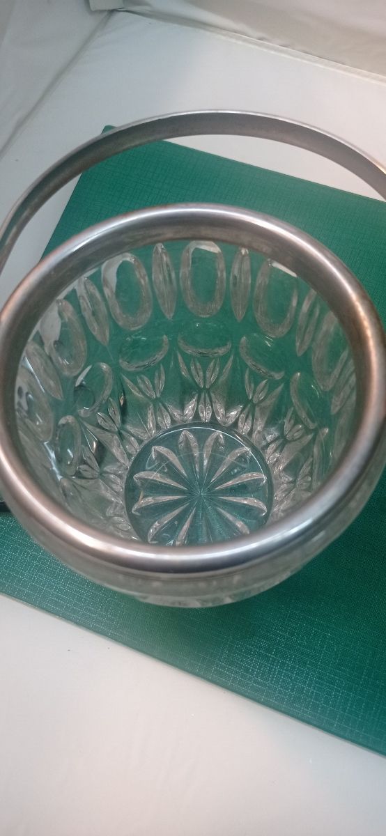 Portaghiaccio in vetro molato 